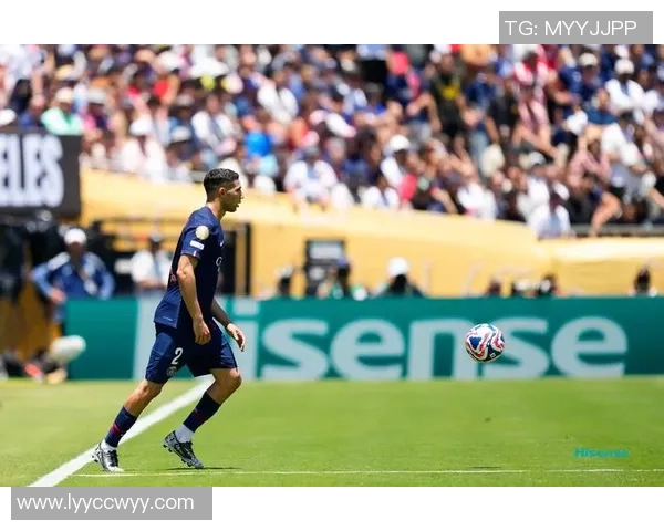 里昂逆袭马竞1-0胜利引发争议判罚全场沸腾